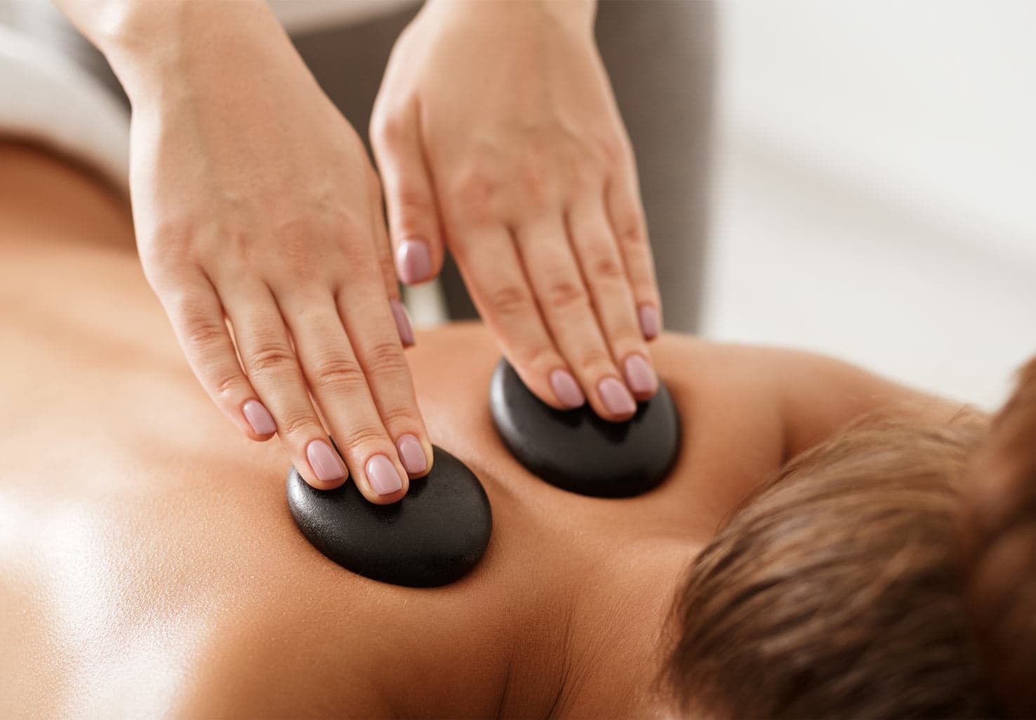hot-stone-massage-featured